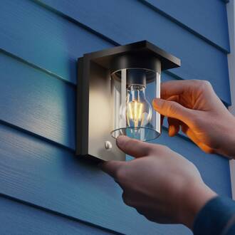 Calex Solar LED buiten wandlamp Asti, sensor, IP44, zwart
