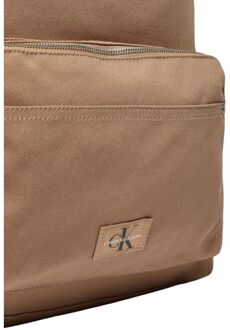 Calvin Klein Jeans Rugzak met Voorklep van Canvas Bruin
