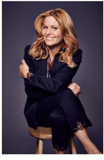 Candace Center Stage