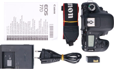 Canon Tweedehands Canon EOS 77D Body CM1571 Zwart