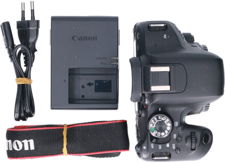 Canon Tweedehands Canon EOS 800D Body CM5155 Zwart