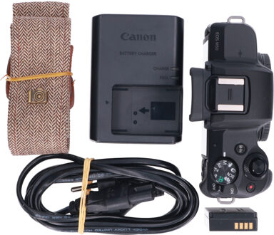 Canon Tweedehands Canon EOS M50 Zwart Body CM3765