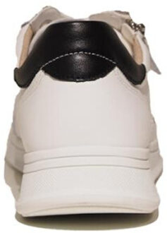 Caprice 9-23304-44 - maat 38 Wit