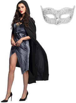 Carnaval gemaskerd bal verkleedkleding - Oogmasker zilver - Cape/mantel in het zwart - volwassenen - One size
