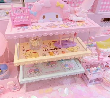 Cartoon pink my melody pudding dog little twin stars plastic Shelf cosmetic display doll house accessories for gifts