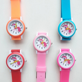Cartoon Rainbow horse Style Round Dial Children's Watches Kids Watch Student Boys Girls Clock Women Quartz Wrist Watch Baby Toy