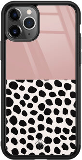Casimoda iPhone 11 Pro Max glazen hardcase - Pink dots Roze