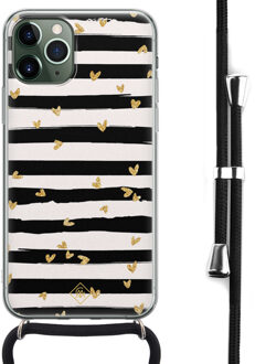 Casimoda iPhone 11 Pro Max hoesje met koord - Crossbody - Hart streepjes Zwart, Goudkleurig