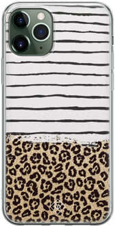 Casimoda iPhone 11 Pro Max siliconen telefoonhoesje - Leopard lines Bruin/beige