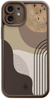 Casimoda iPhone 12 bruine case - Abstract almond shapes Bruin/beige