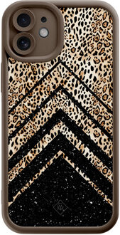 Casimoda iPhone 12 bruine case - Luipaard chevron Bruin/beige