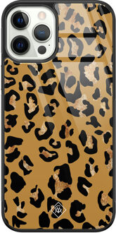 Casimoda iPhone 12 Pro glazen hardcase - Jungle wildcat Bruin/beige