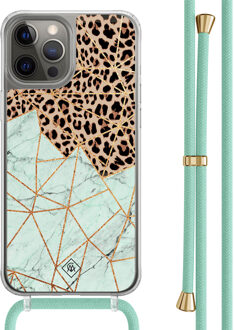 Casimoda iPhone 12 (Pro) hoesje met mint koord - Luipaard marmer mint