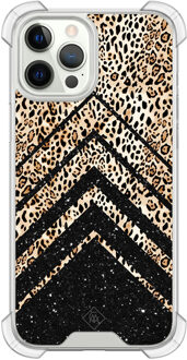 Casimoda iPhone 12 (Pro) siliconen shockproof hoesje - Chevron luipaard Bruin/beige