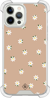 Casimoda iPhone 12 (Pro) siliconen shockproof hoesje - Sweet daisies Bruin/beige