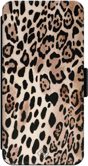 Casimoda iPhone 13 Pro flipcase - Luipaard print Bruin/beige