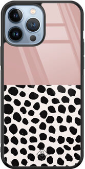 Casimoda iPhone 13 Pro Max glazen hardcase - Pink dots Roze