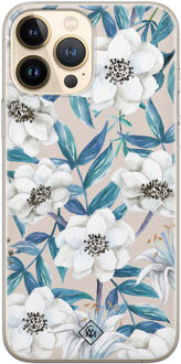 Casimoda iPhone 13 Pro Max siliconen hoesje - Touch of flowers Blauw