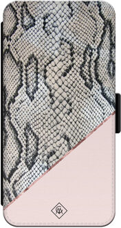 Casimoda iPhone 14 flipcase - Snake print roze
