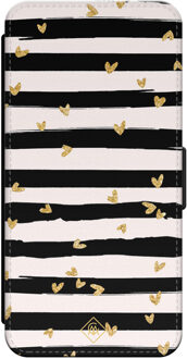 Casimoda iPhone 15 flipcase - Hart streepjes Zwart, Goudkleurig