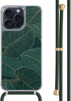 Casimoda iPhone 15 Pro Max hoesje met groen koord - Monstera leaves Zwart, Goudkleurig