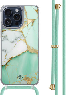 Casimoda iPhone 15 Pro Max hoesje met mint koord - Marmer mintgroen