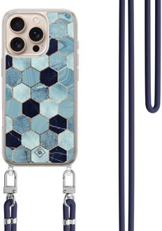 Casimoda iPhone 16 Pro Max hoesje met donkerblauw koord - Blue cubes