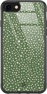 Casimoda iPhone 8/7 glazen hardcase - Green dots Groen