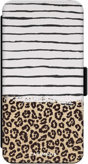 Casimoda iPhone XR flipcase - Leopard lines