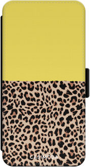 Casimoda iPhone XR flipcase - Luipaard geel