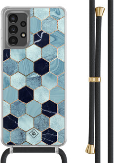 Casimoda Samsung Galaxy A13 4G hoesje met zwart koord - Blue cubes Blauw