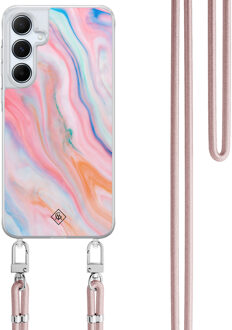 Casimoda Samsung Galaxy A15 hoesje met rosegoud koord - Pink glam Roze