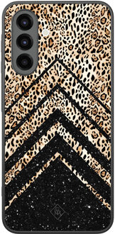 Casimoda Samsung Galaxy A26 hoesje - Chevron luipaard Zwart, Bruin/beige