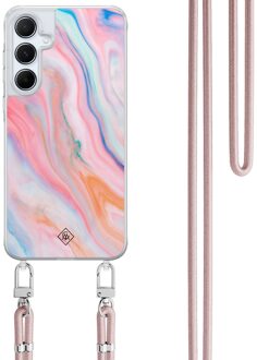 Casimoda Samsung Galaxy A35 hoesje met rosegoud koord - Pink glam Roze