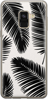 Casimoda Samsung Galaxy A8 (2018) siliconen telefoonhoesje - Palm leaves silhouette Zwart