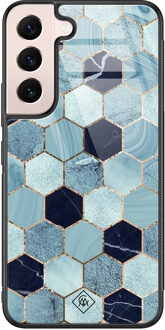 Casimoda Samsung Galaxy S22 glazen hardcase - Blue cubes Blauw