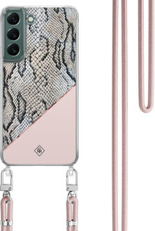Casimoda Samsung Galaxy S22 hoesje met rosegoud koord - Snake print Roze