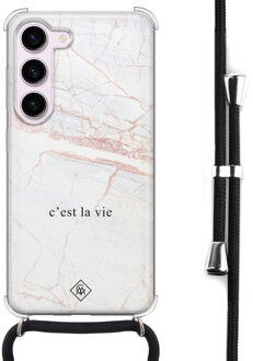 Casimoda Samsung Galaxy S23 hoesje met koord - C'est la vie Bruin/beige