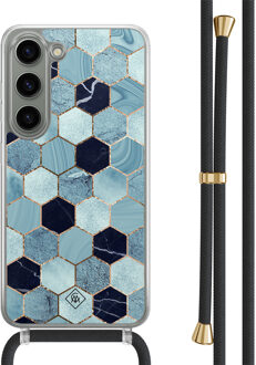 Casimoda Samsung Galaxy S23 hoesje met zwart koord - Blue cubes Blauw