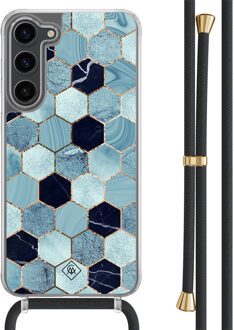 Casimoda Samsung Galaxy S23 Plus hoesje met zwart koord - Blue cubes Blauw