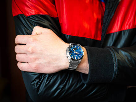 Casio Edifice Heren Zilveren Horloge EFV-C120D-2AEF