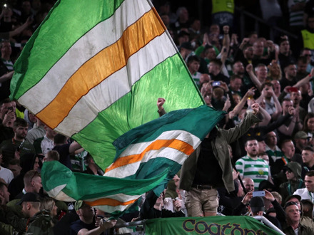 Celtic FC - Dundee United (Scottish Premiership) (Vliegtuig)