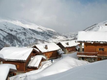 Chalet Le Hameau des Marmottes aan de piste - 12 personen