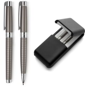 Charles Dickens pennenset GR