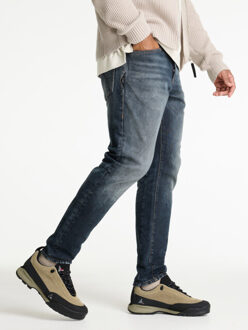 CHASIN' Helyx peak dark blue tinted - maat 30-32 Blauw