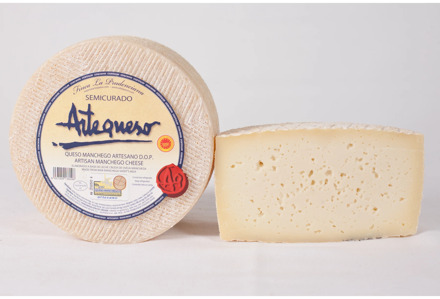 Cheese Manchego semi-cured D.O.P. -Artecheese-piece 3 kg