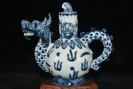Chinese Antieke Handgemaakte Draak Blauw En Wit Porselein Flagon Kangxi