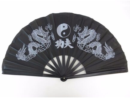 Chinese waaier Tai Chi zwart 62 x 33 cm