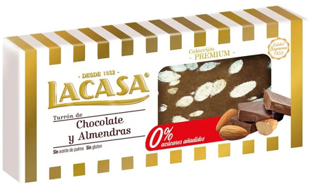 Chocolate turret and almonds 0% sugars added