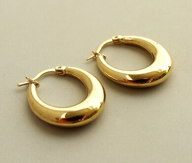 Christian Gouden ovalen oorbellen Geel Goud - One size